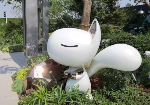 Landscape sculpture is one of the design